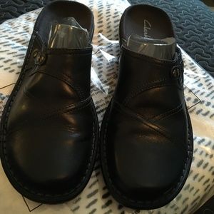 Clark slip on clogs